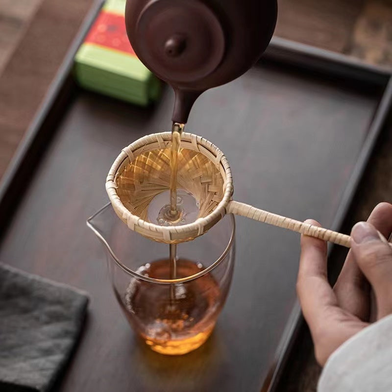 Making Filter Tea Bamboo tea hourglass tea filter hand woven tea separating filter